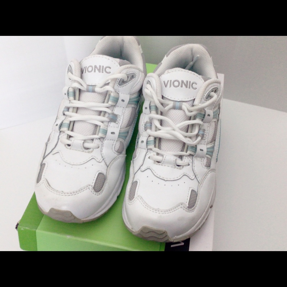 Vionic white leather sneakers